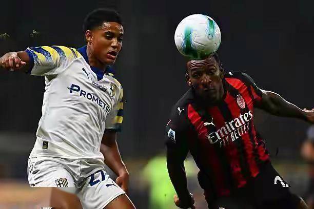 500万捡宝!米兰左路大换血:埃斯图皮南失宠离队,科恩成意甲三强